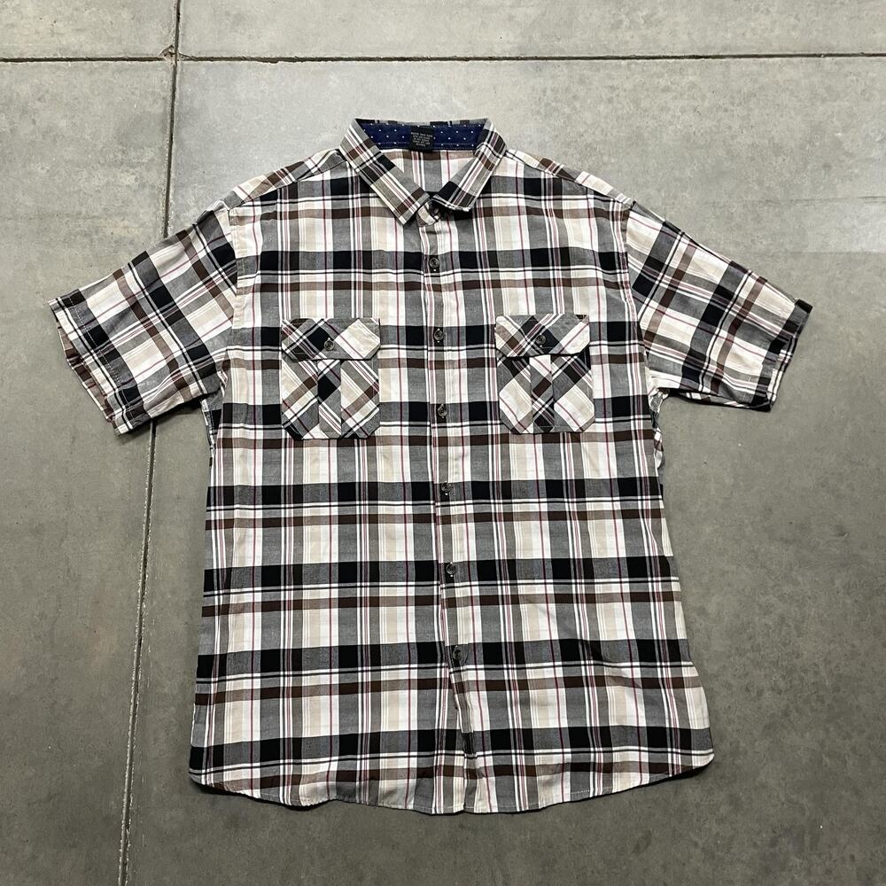 VESE Shirt Mens XL Brown Black Plaid Short Sleeve Button Front Collared Casual